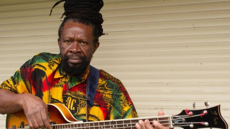 Flabba Holt - Bassist